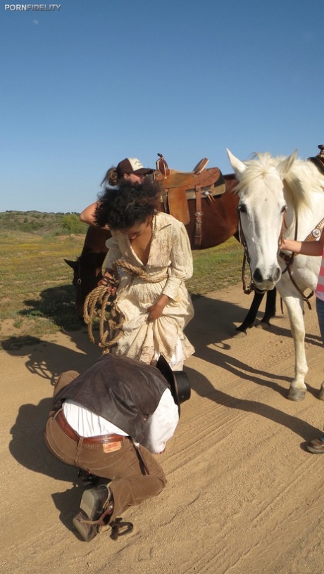 Jacqueline Back actress photo