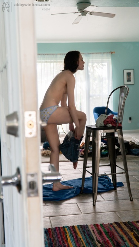 french mature short hair hot nude pic